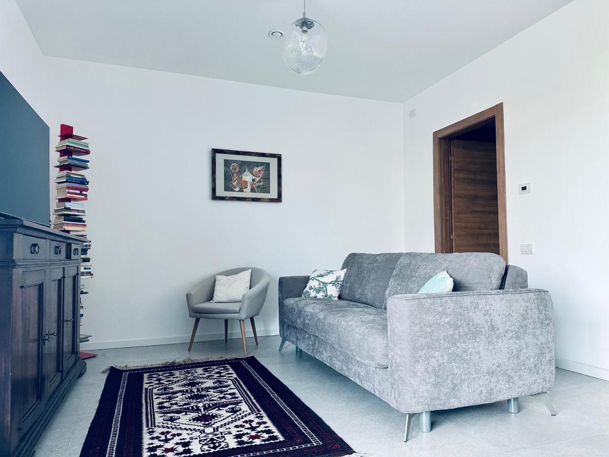 La Casa Di Ada Apartment Iseo Bagian luar foto